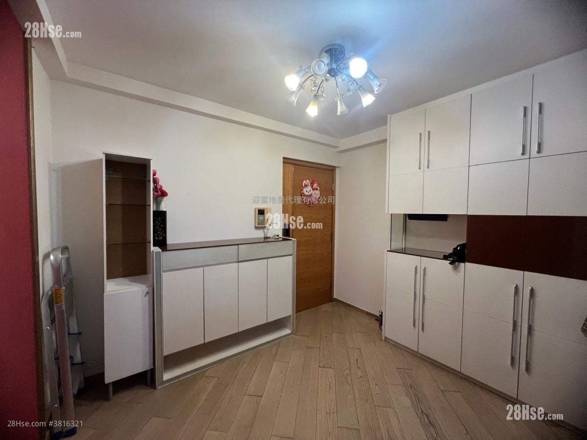 海滨南岸 售盘 3 房 , 2 浴室 589 平方尺