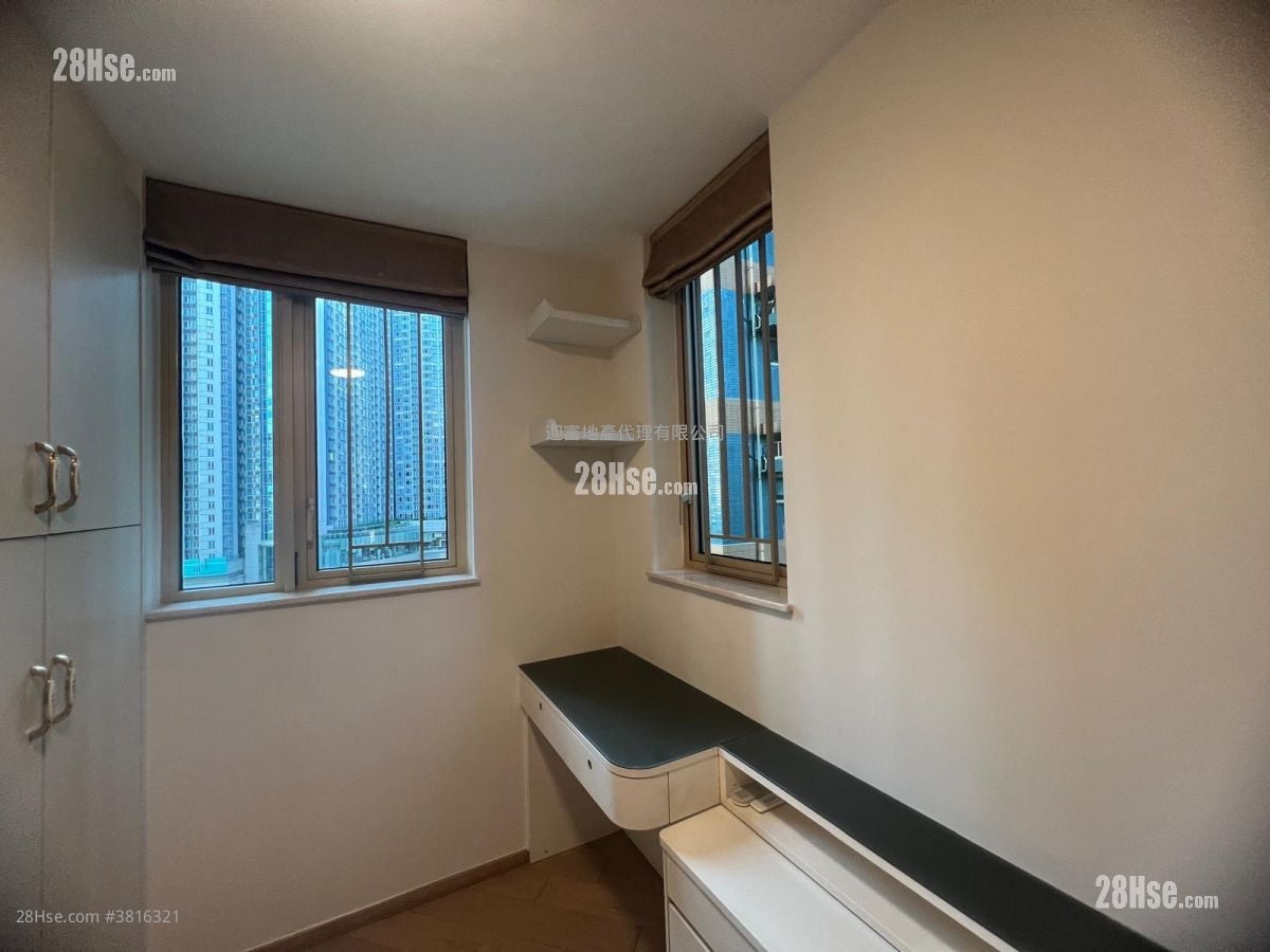 海滨南岸 售盘 3 房 , 2 浴室 589 平方尺