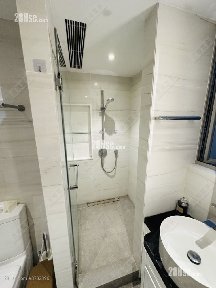 The Harbourside Rental 3 Bedrooms , 2 Bathrooms 1,054 ft²