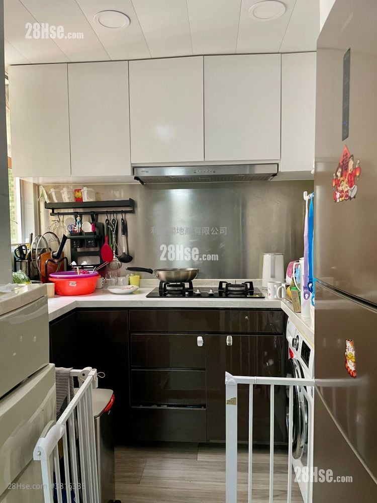 Wo Ming Court Sell 2 Bedrooms , 1 Bathroom