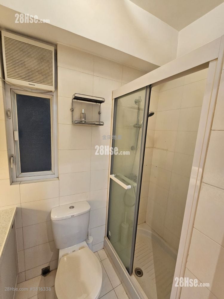 Man Hee Mansion Rental 2 Bedrooms , 1 Bathroom 503 ft²