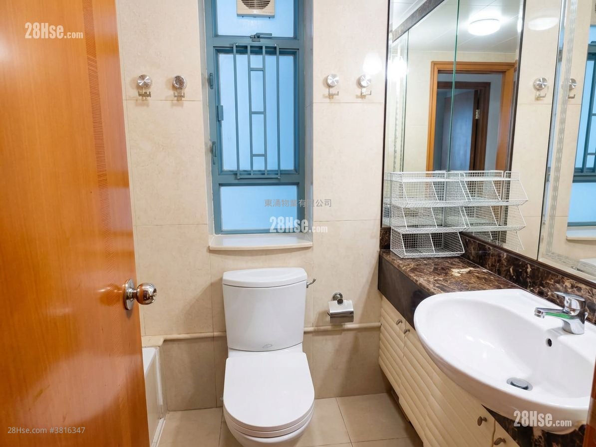 海堤湾畔 售盘 3 房 , 3 浴室 845 平方尺