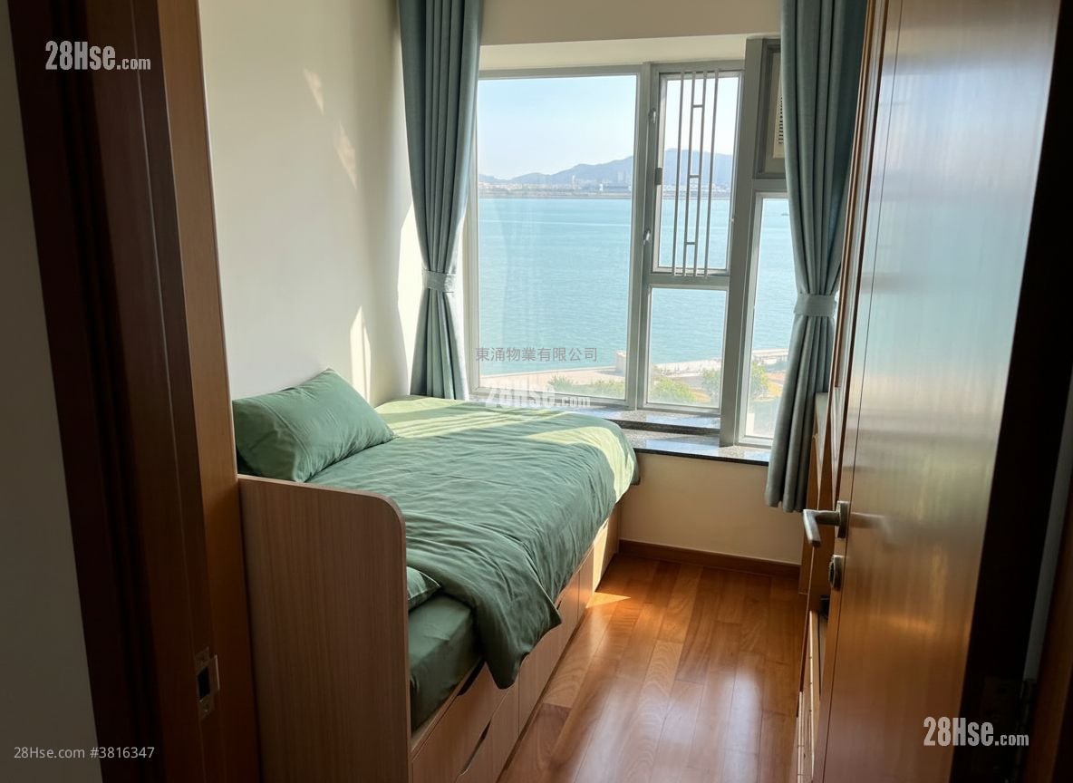 海堤湾畔 售盘 3 房 , 3 浴室 845 平方尺