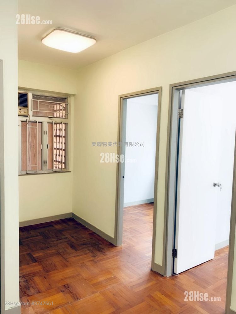 富華中心 售盤 2 房 374 平方呎