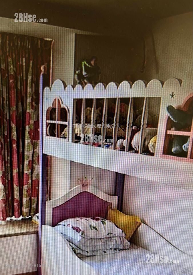 毕架山一号 售盘 4 房 1,042 平方尺