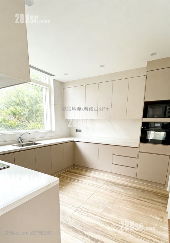 晉名峰 售盤 4 房 , 3 浴室 2,075 平方呎