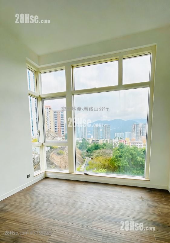 晉名峰 售盤 4 房 , 3 浴室 2,075 平方呎