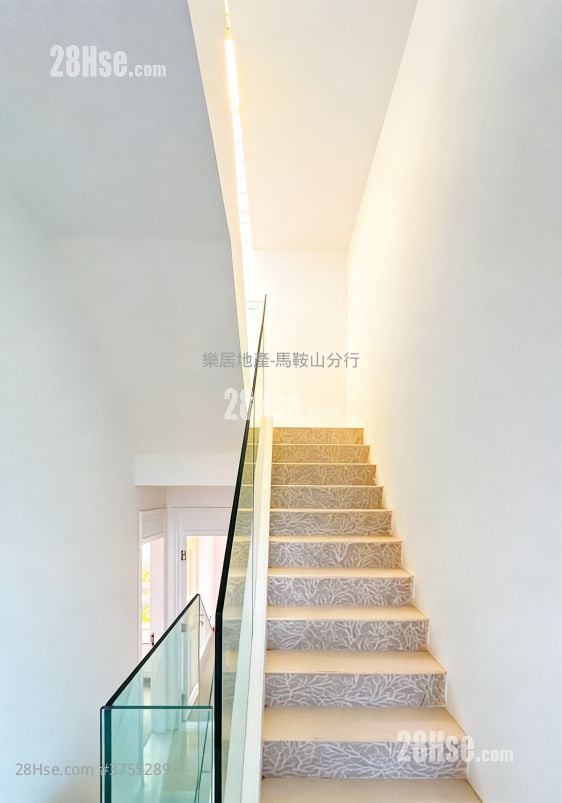 晉名峰 售盤 4 房 , 3 浴室 2,075 平方呎