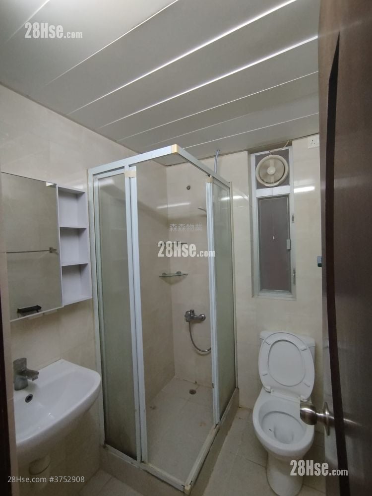 Southern Building Rental 2 Bedrooms , 1 Bathroom 372 ft²