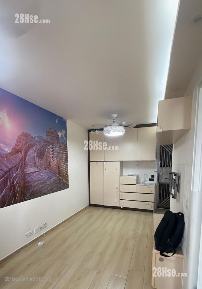 屏欣苑 租盘 376 平方尺