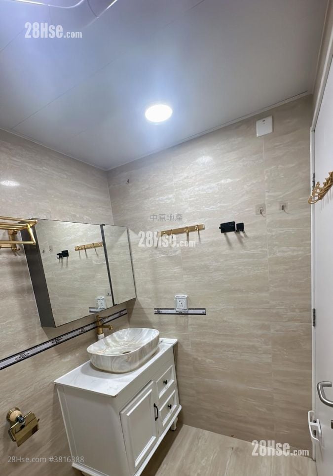 屏欣苑 租盘 376 平方尺