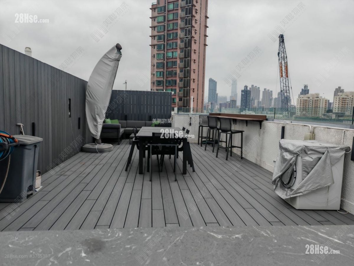 又一居 售盘 2 房 566 平方尺