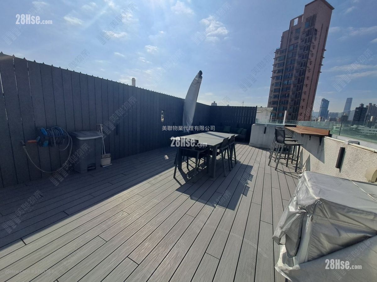 又一居 售盘 2 房 566 平方尺