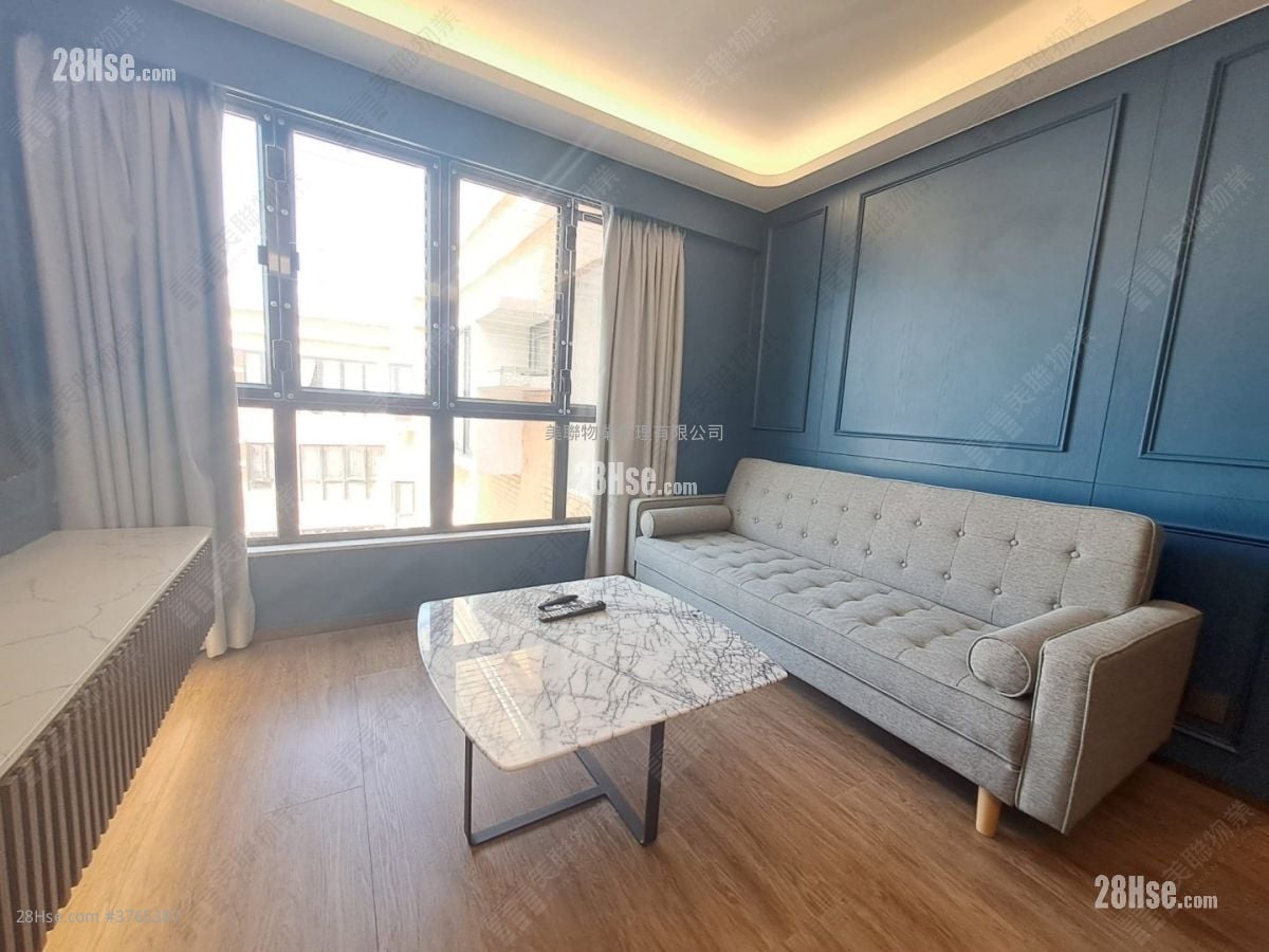 又一居 售盘 2 房 566 平方尺