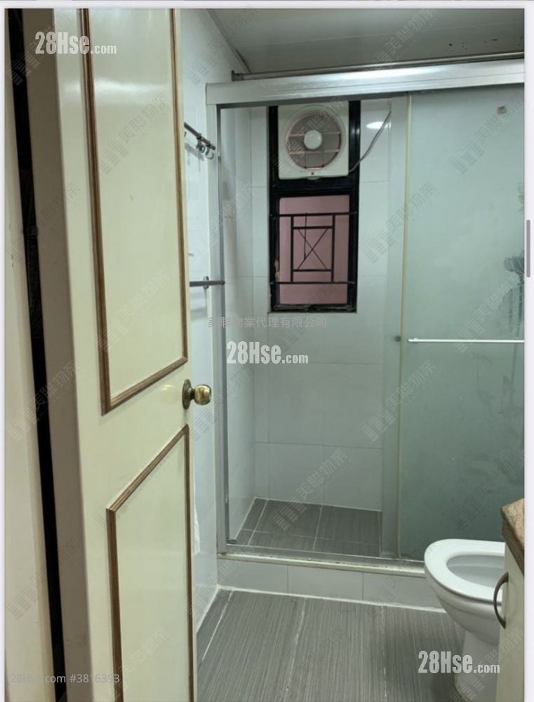 Skyline Plaza Sell 3 Bedrooms 643 ft²