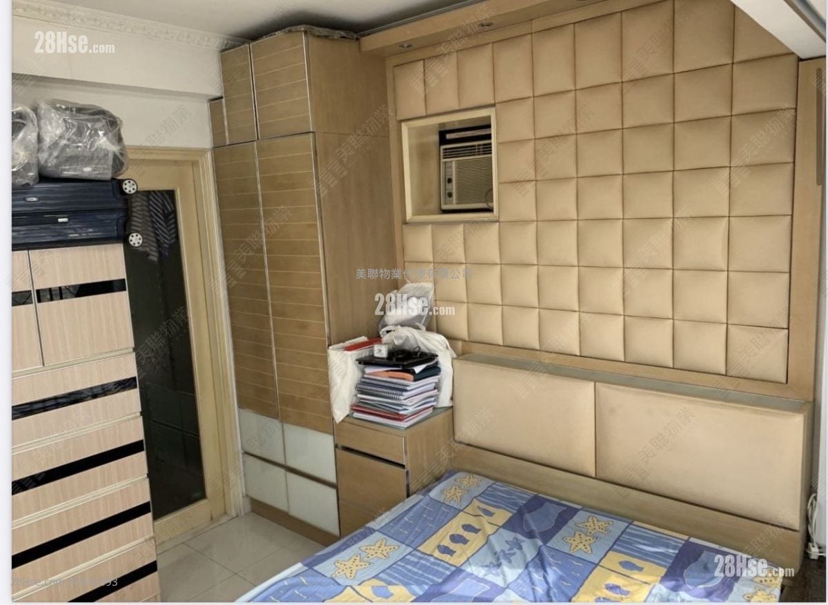 Skyline Plaza Sell 3 Bedrooms 643 ft²