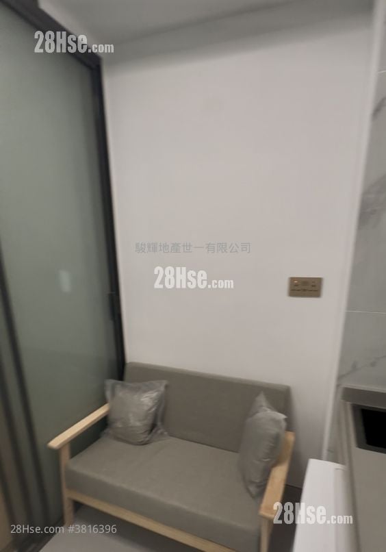 Lee Wah Building Rental 1 Bedroom , 1 Bathroom 170 ft²