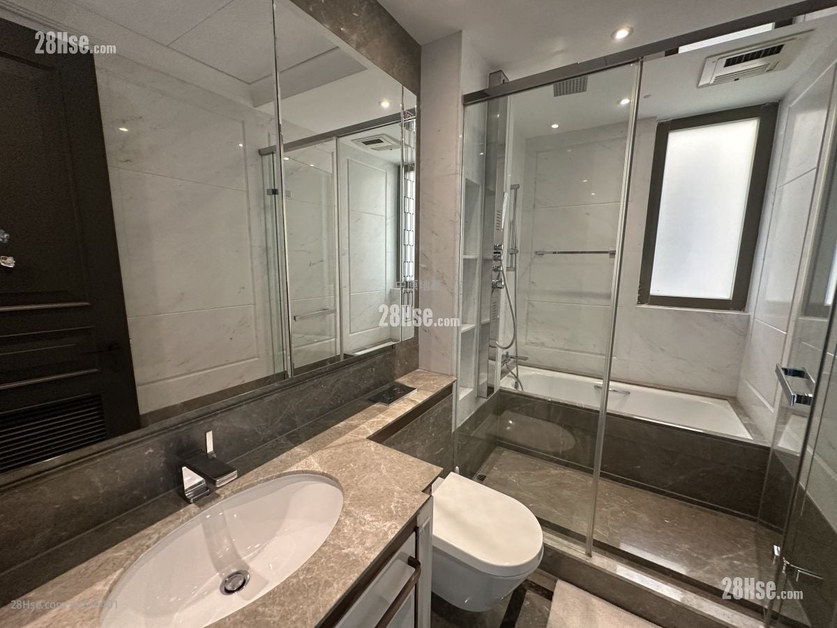 Mayfair By The Sea Rental 3,661 ft²