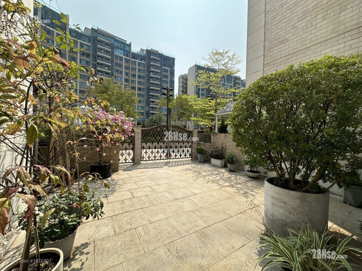 Mayfair By The Sea Rental 3,661 ft²