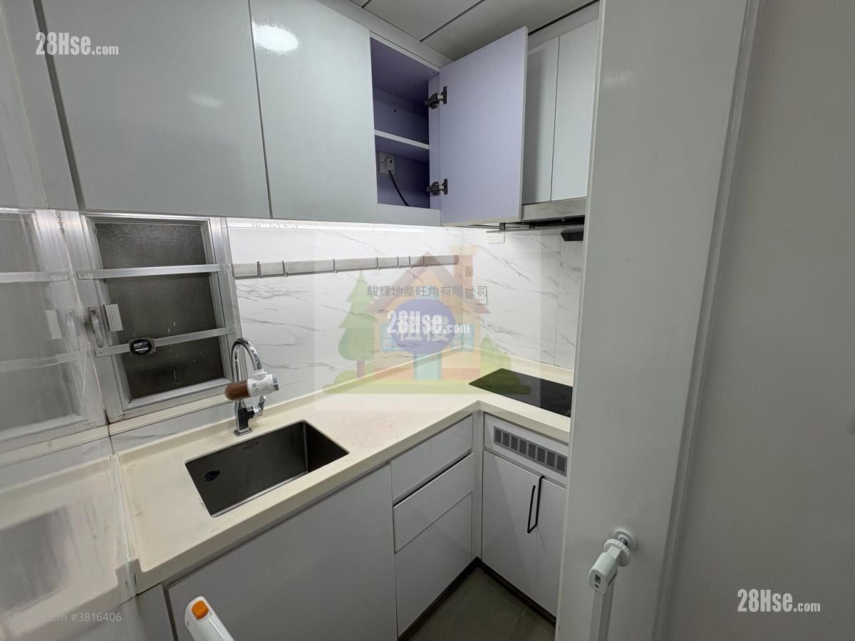 Hayon Building Rental 1 Bedroom 251 ft²