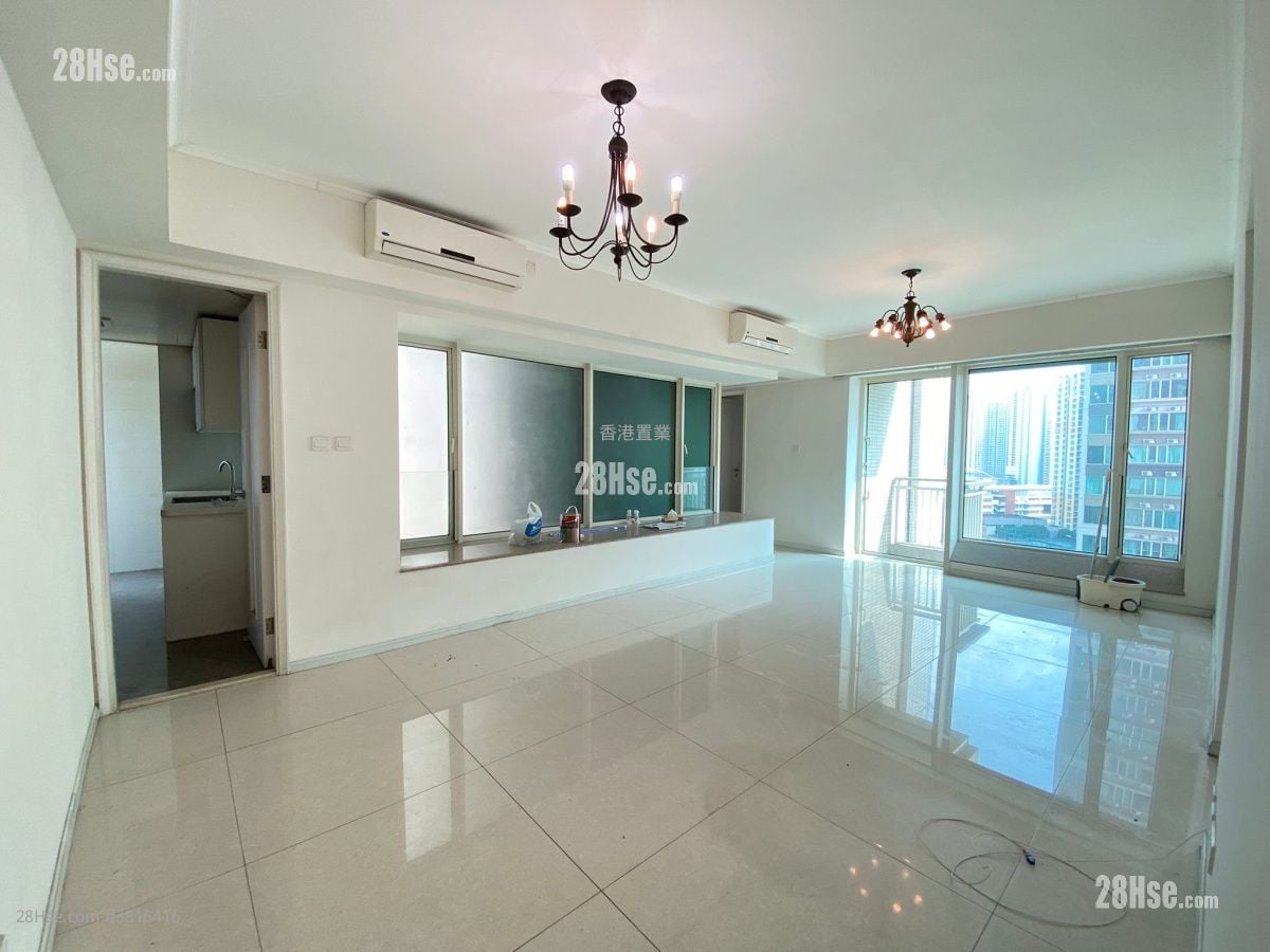 One West Kowloon Sell 4 Bedrooms , 3 Bathrooms 962 ft²