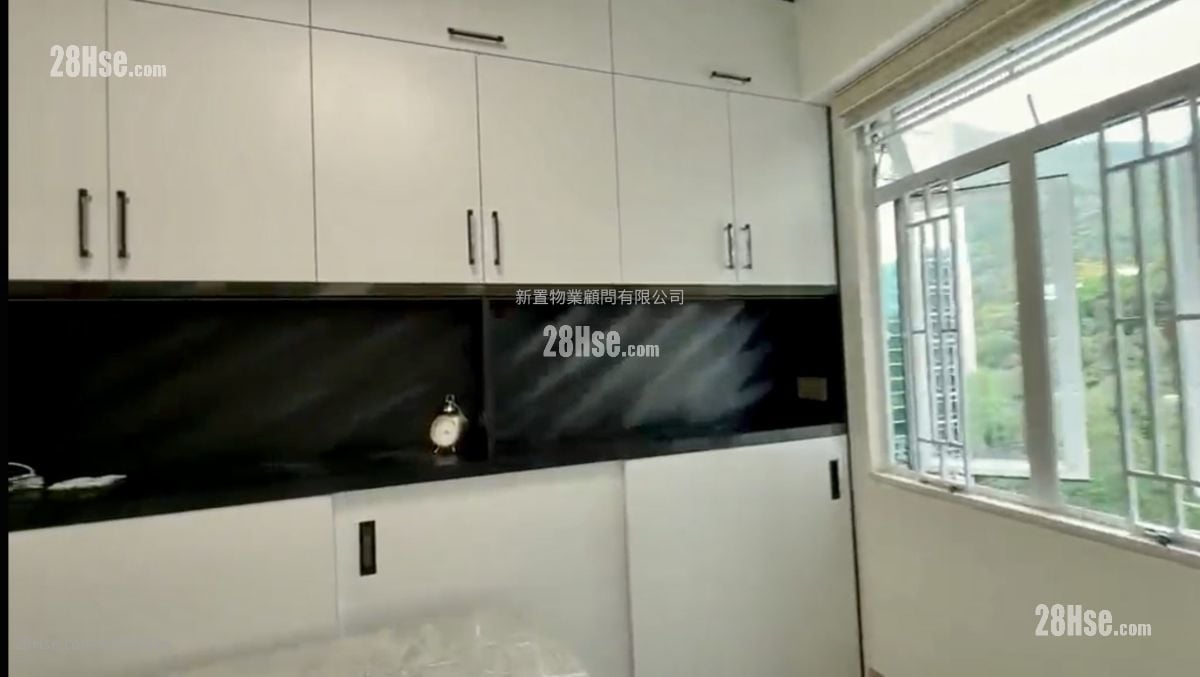 新成大楼 售盘 3 房 , 1 浴室 445 平方尺