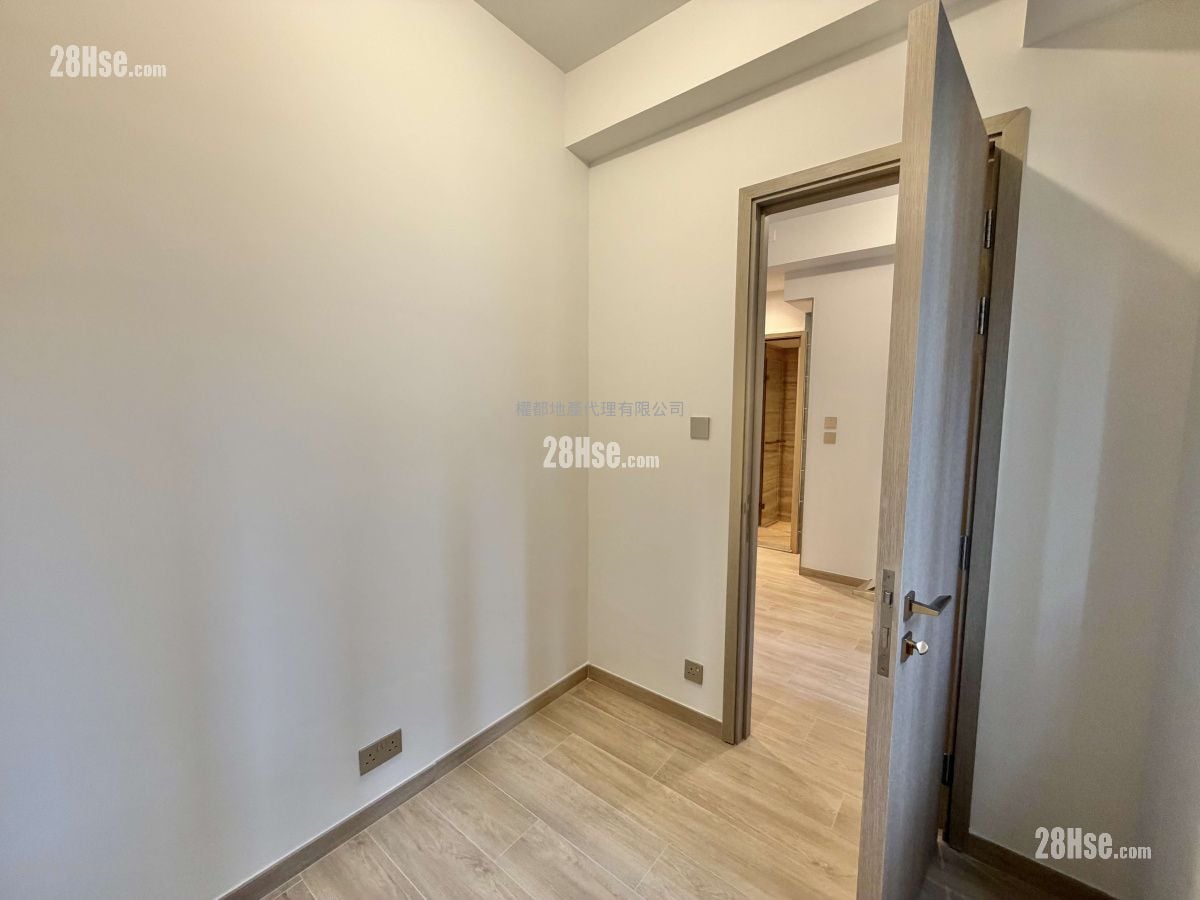 Soyo Square Rental 2 Bedrooms , 1 Bathroom 309 ft²