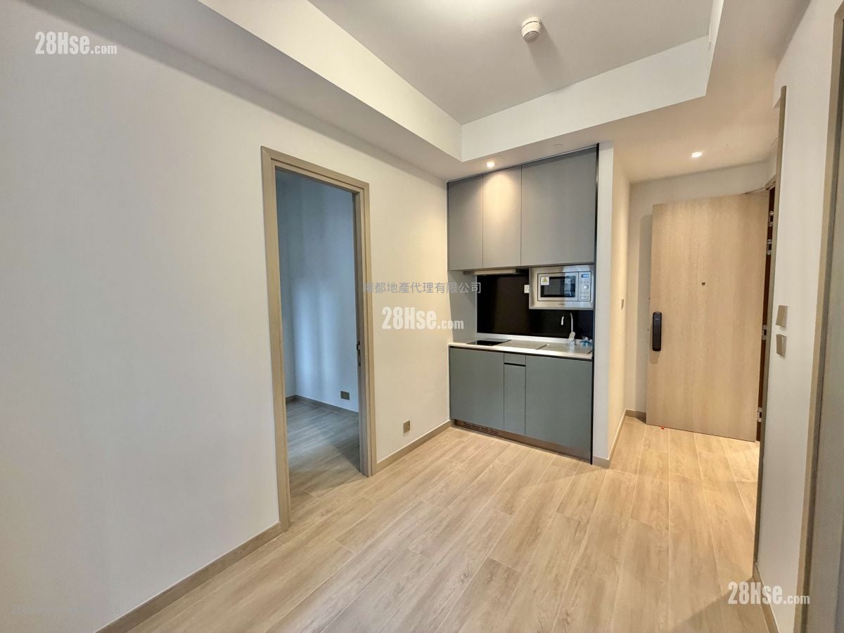 Soyo Square Rental 2 Bedrooms , 1 Bathroom 309 ft²