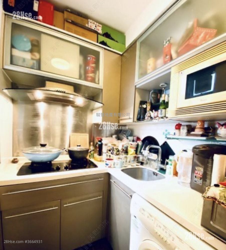 窩打老道8號 售盤 2 房 , 1 浴室 476 平方呎