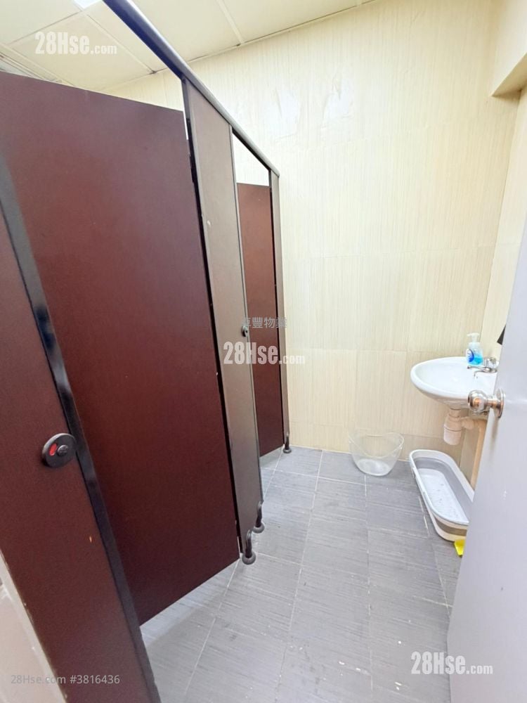 通源工業大廈 租盤 開放式間隔 , 2 廁所 2,100 平方呎