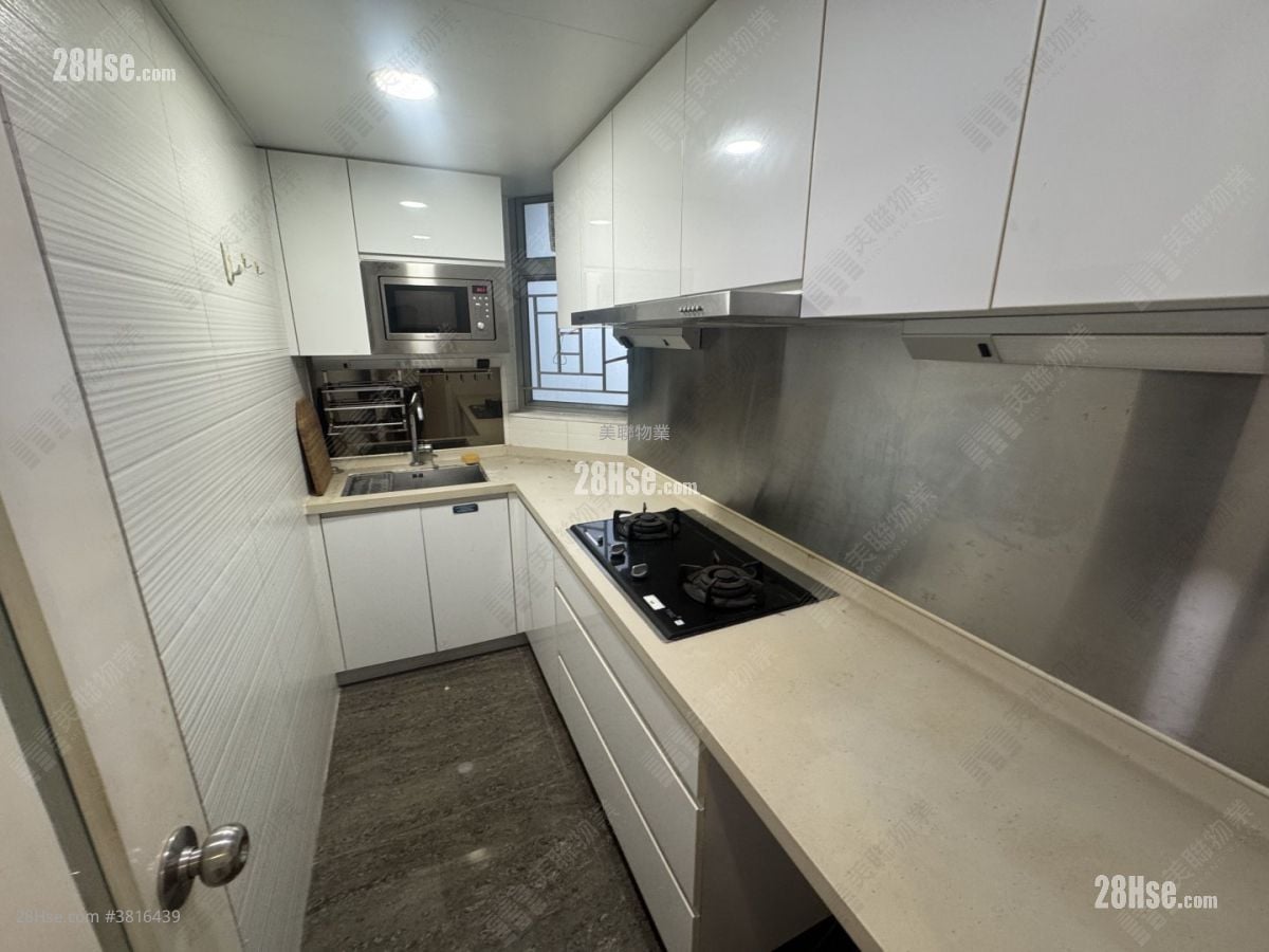 City Point Sell 3 Bedrooms , 2 Bathrooms 713 ft²