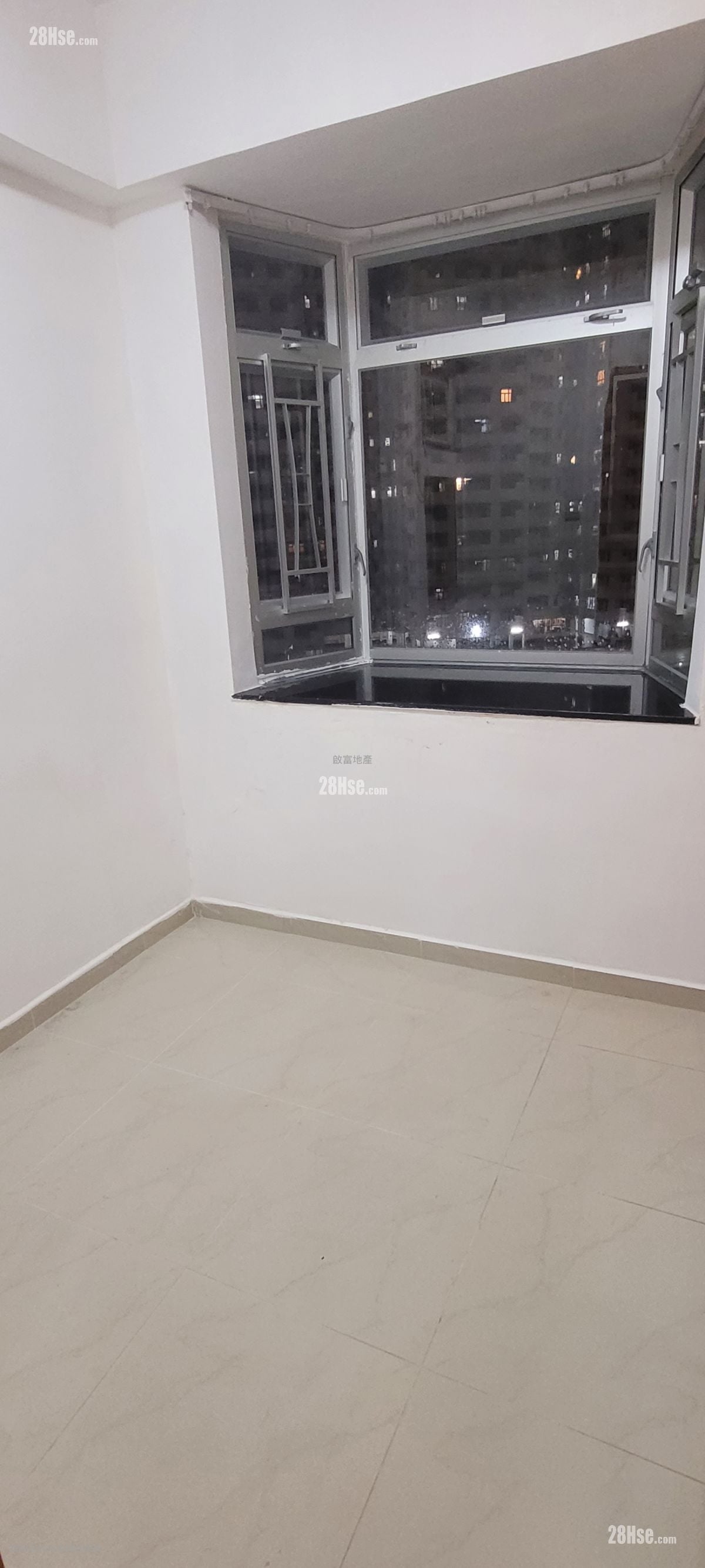 富麗花園 售盤 2 房 , 1 浴室 318 平方呎