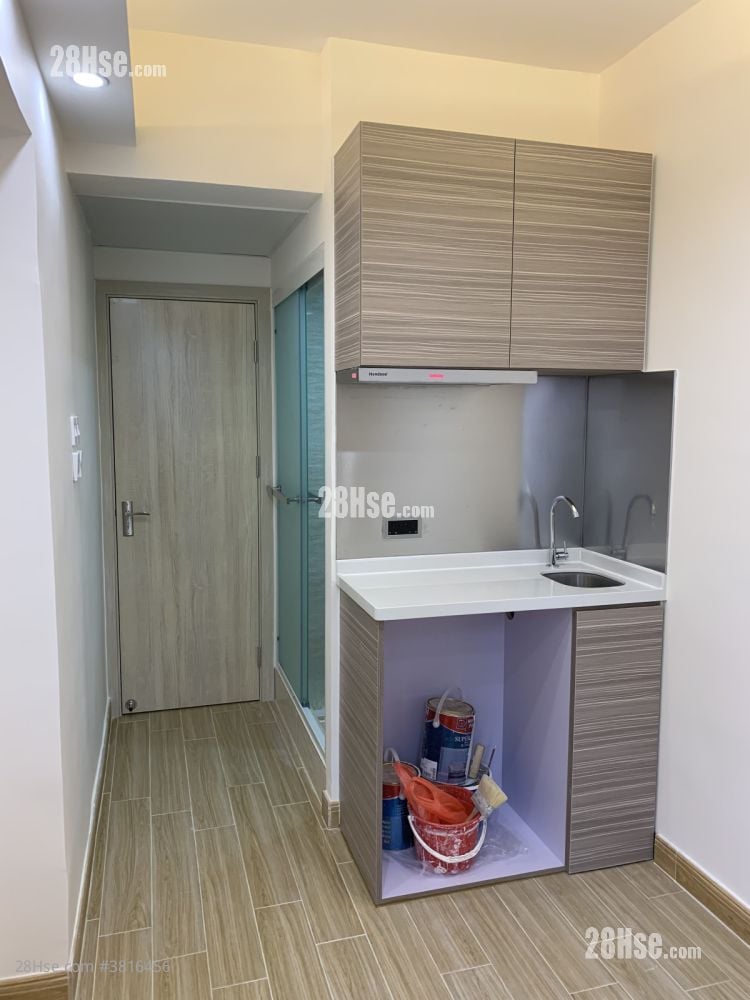 San Po Kong Mansion Rental 140 ft²