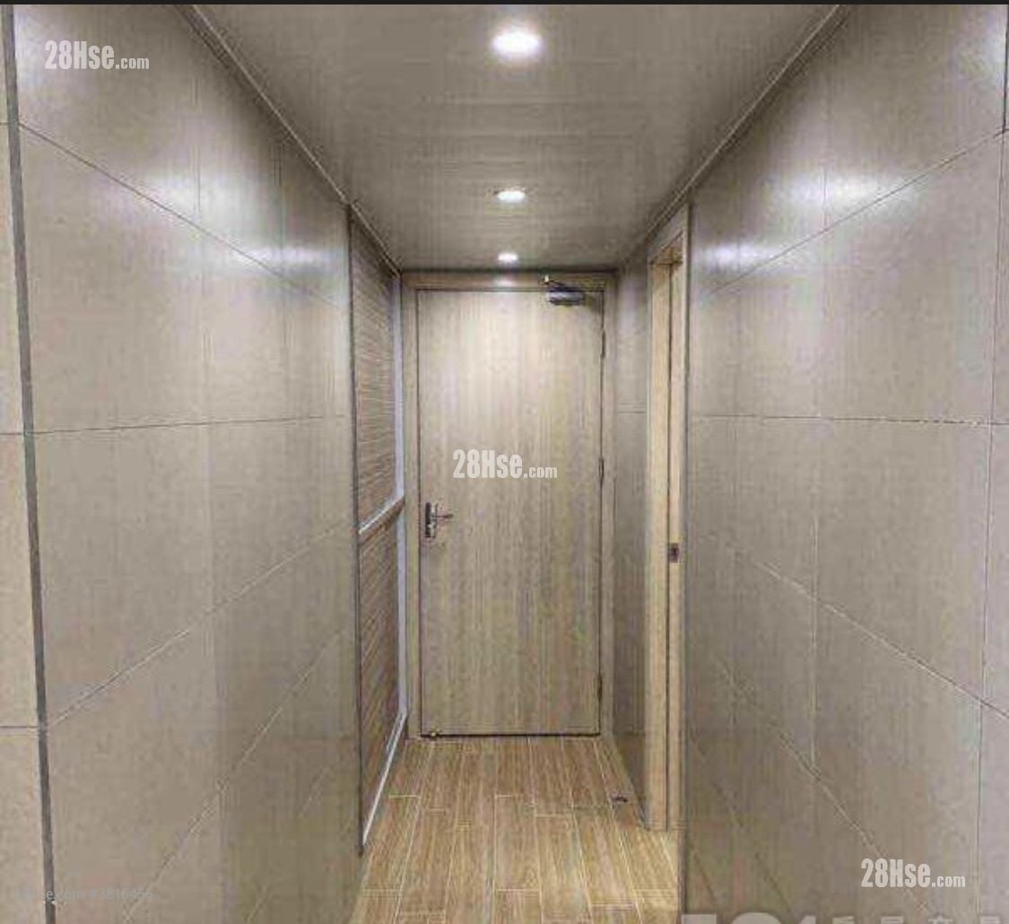 San Po Kong Mansion Rental 140 ft²