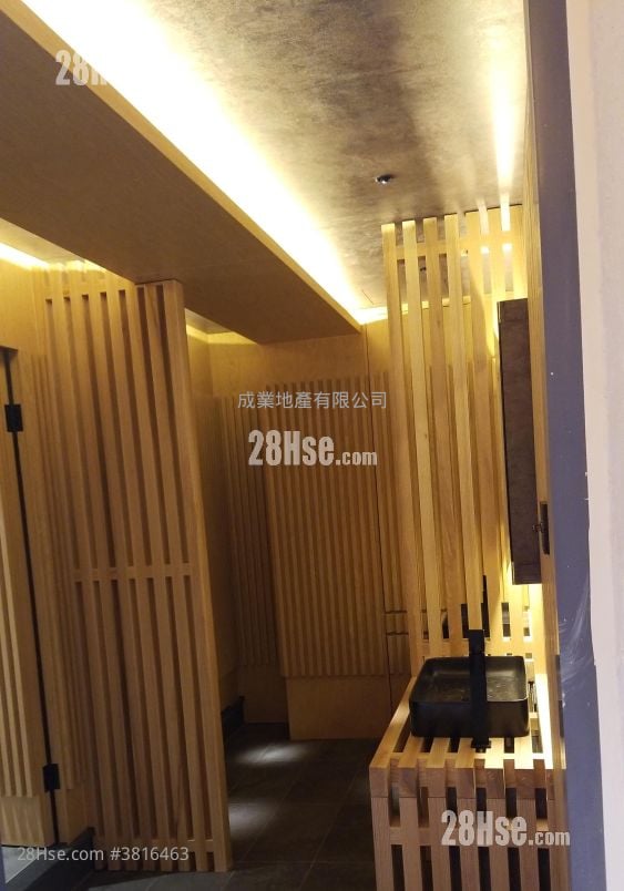 Ka Wing Factory Building Rental 300 ft²