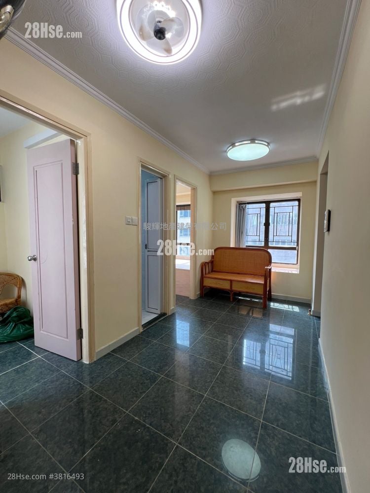 安英大廈 租盤 2 房 , 1 浴室 230 平方呎