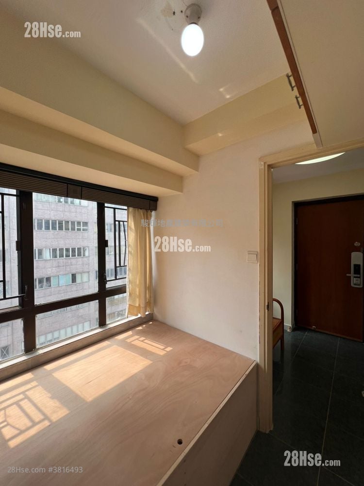 安英大廈 租盤 2 房 , 1 浴室 230 平方呎