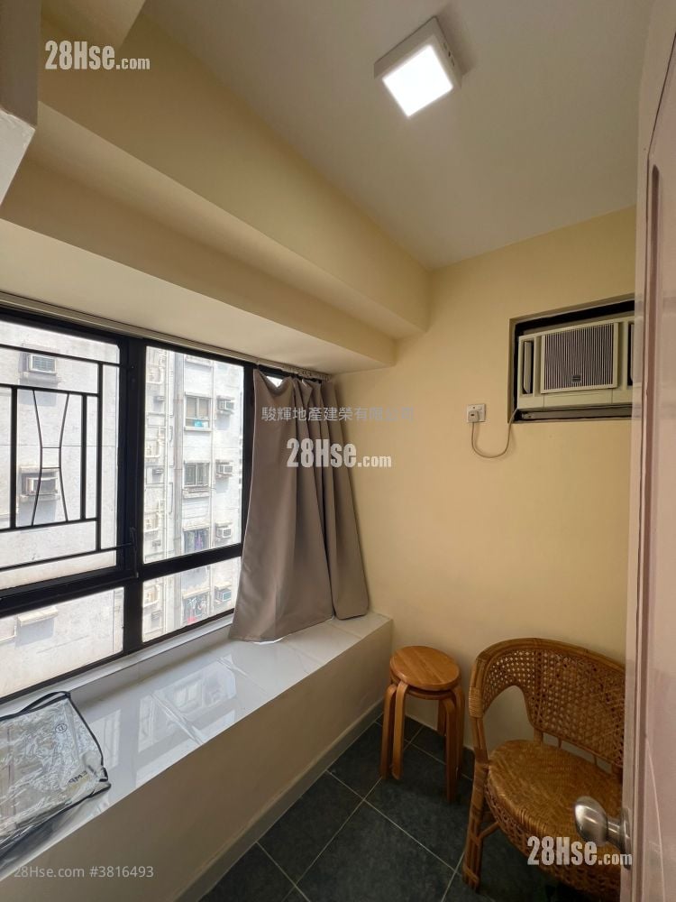 安英大廈 租盤 2 房 , 1 浴室 230 平方呎