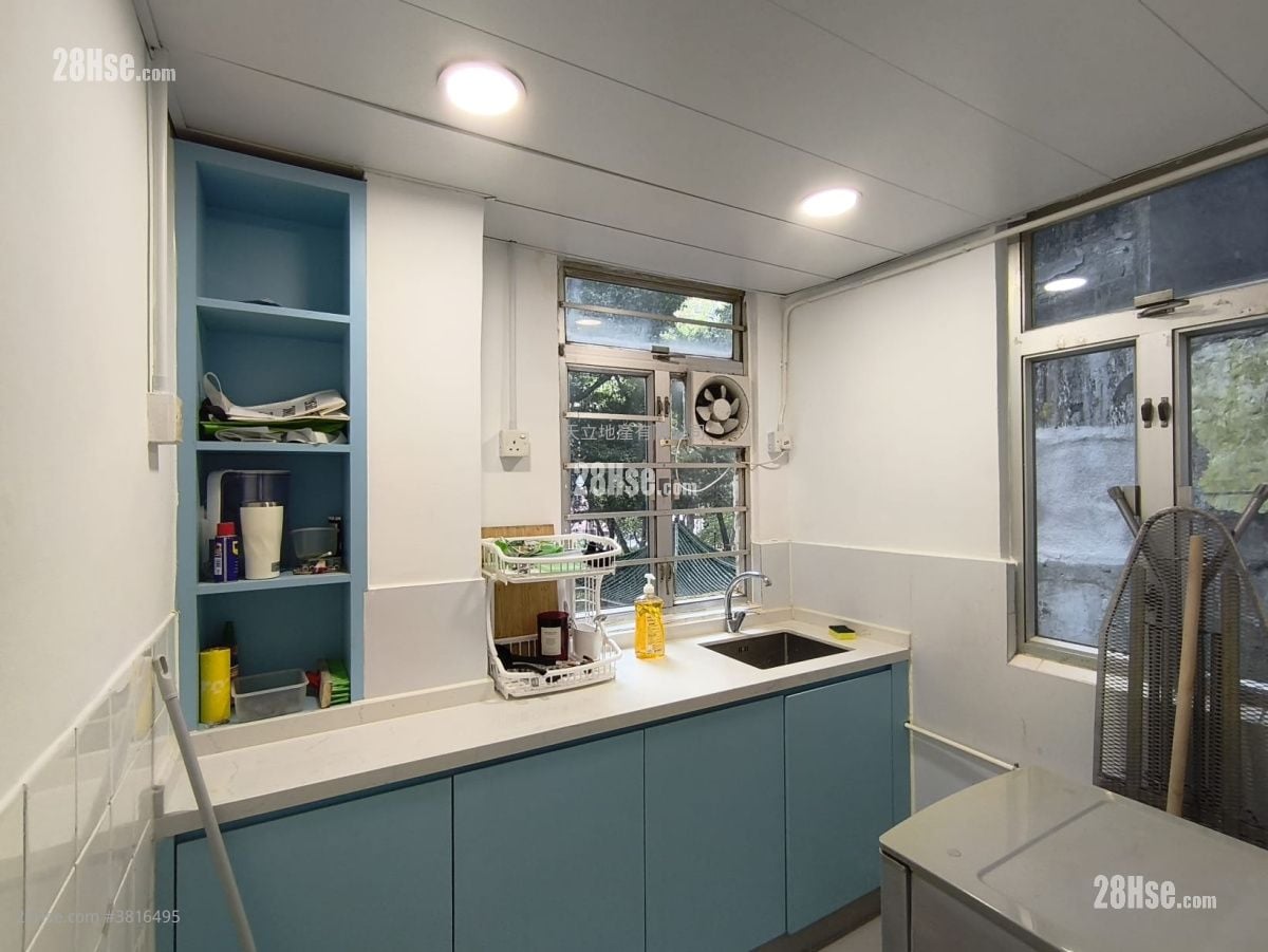 水坑口街20號 租盤 1 房 , 1 浴室 358 平方呎