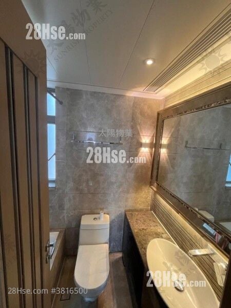 Stars By The Harbour Sell 3 Bedrooms 728 ft²