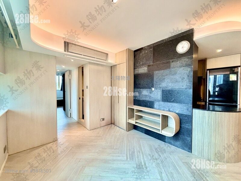 Harbour Place Sell 3 Bedrooms 590 ft²
