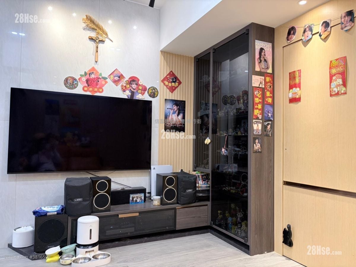 Rialto Mansion Sell 2 Bedrooms , 1 Bathroom 413 ft²