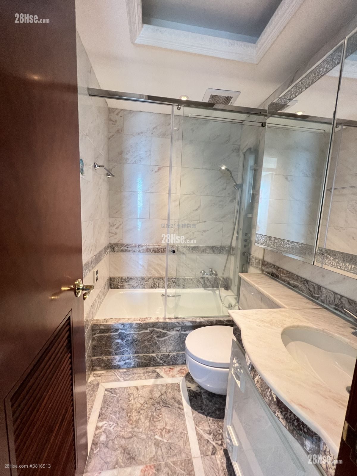 御金國峯 租盤 3 房 , 2 浴室 953 平方呎