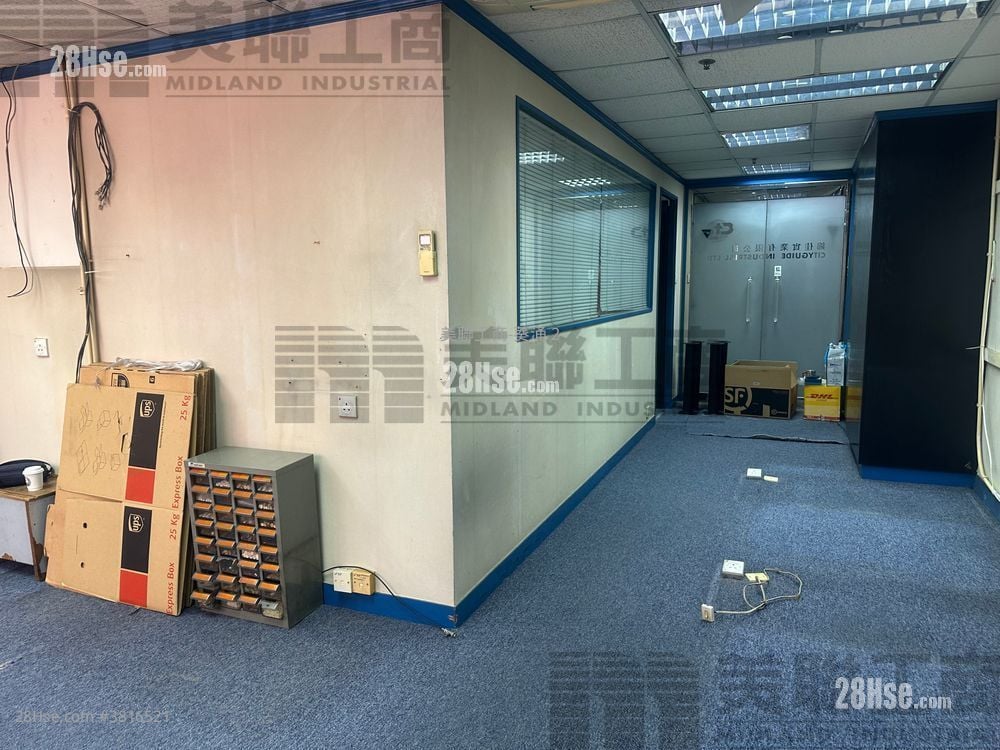 九龙广场 售盘 1 房 553 平方尺