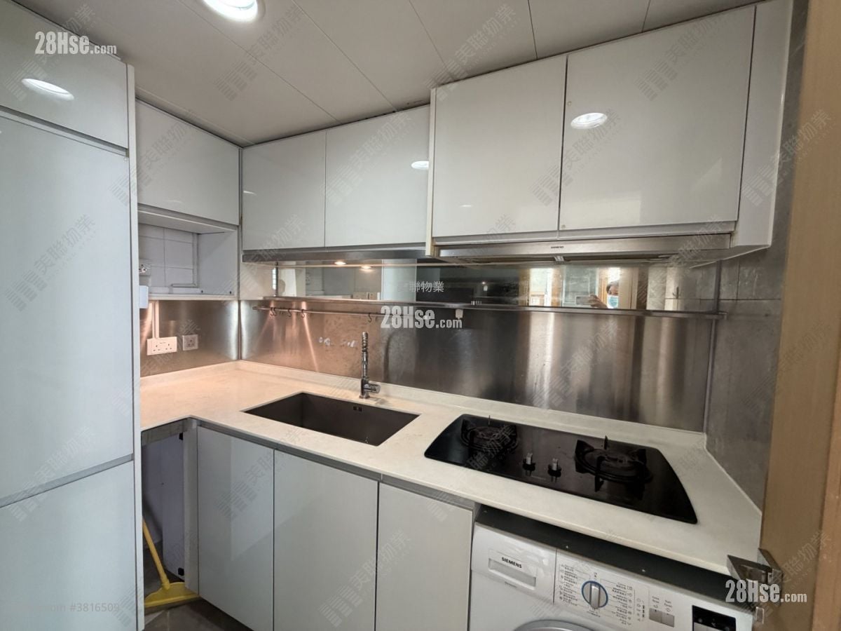 Century Gateway Rental 2 Bedrooms , 1 Bathroom 483 ft²