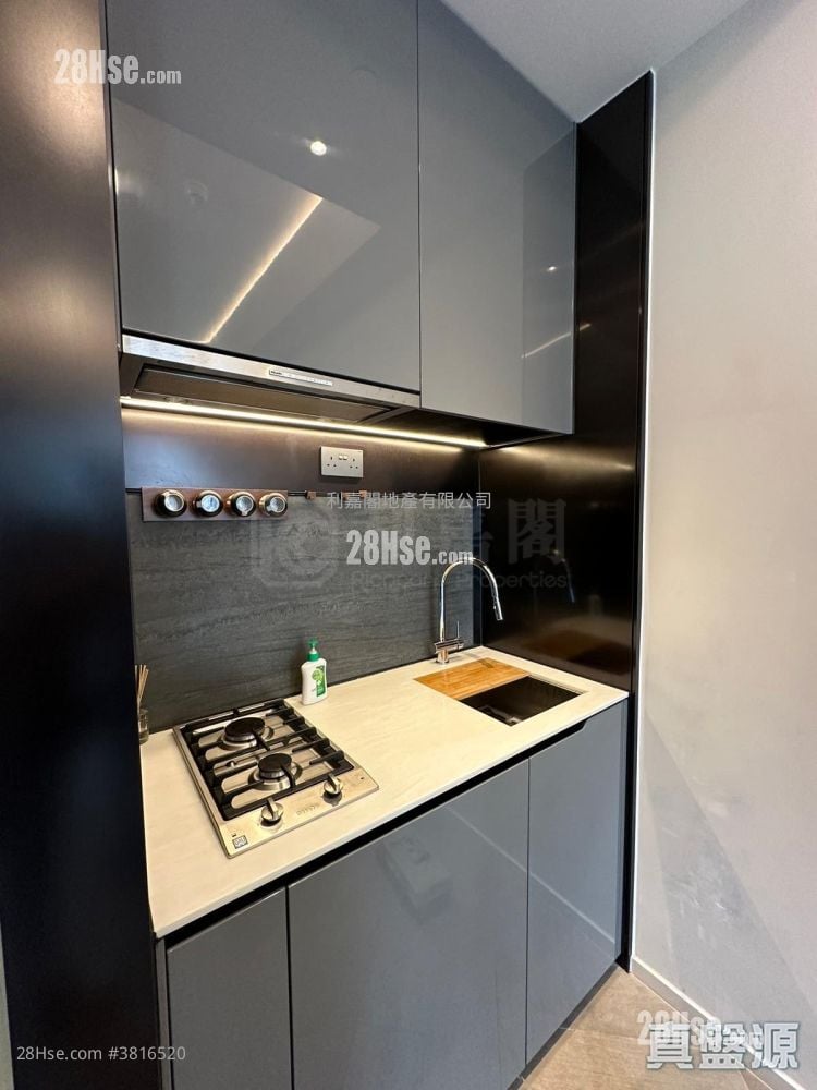 The Henley Rental 1 Bedroom , 1 Bathroom 356 ft²