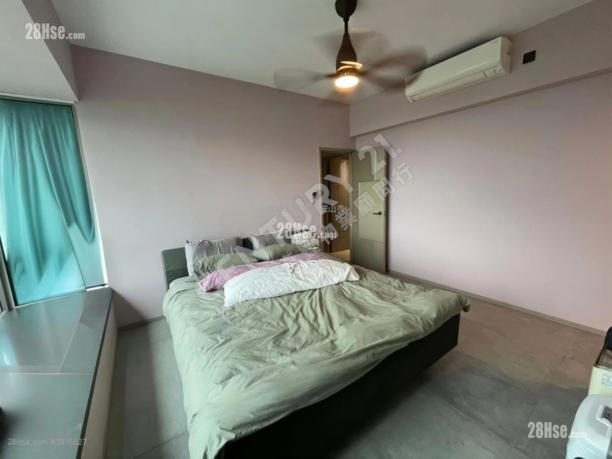 Lake Silver Sell 4 Bedrooms , 3 Bathrooms 1,432 ft²