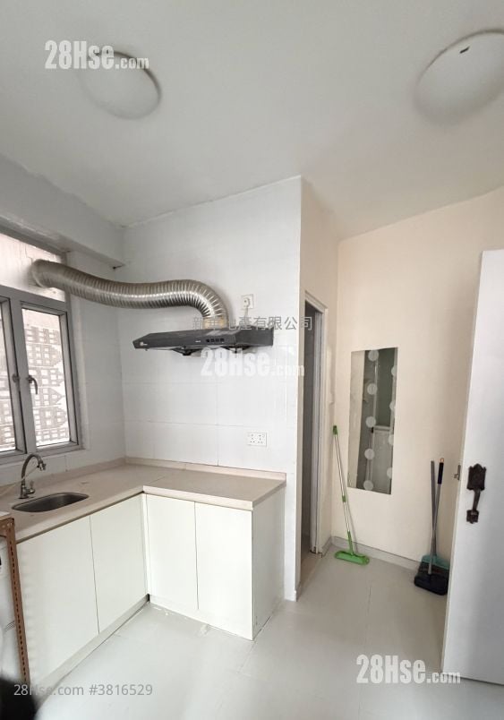 Tak Lee Building Rental 240 ft²