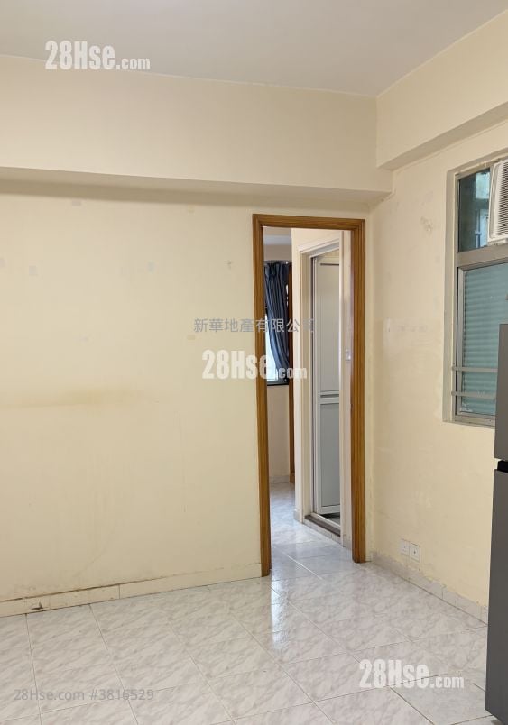 Tak Lee Building Rental 240 ft²