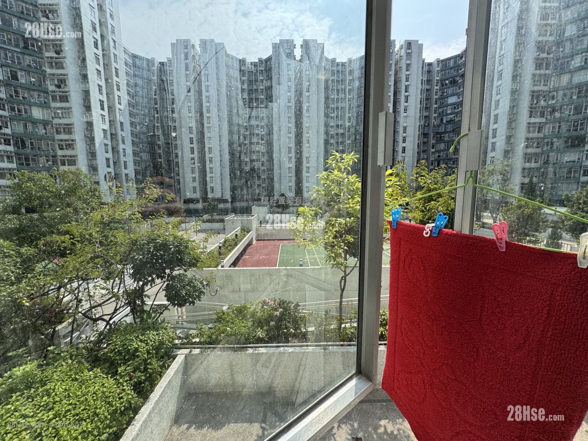 Whampoa Garden Sell 2 Bedrooms , 1 Bathroom 505 ft²